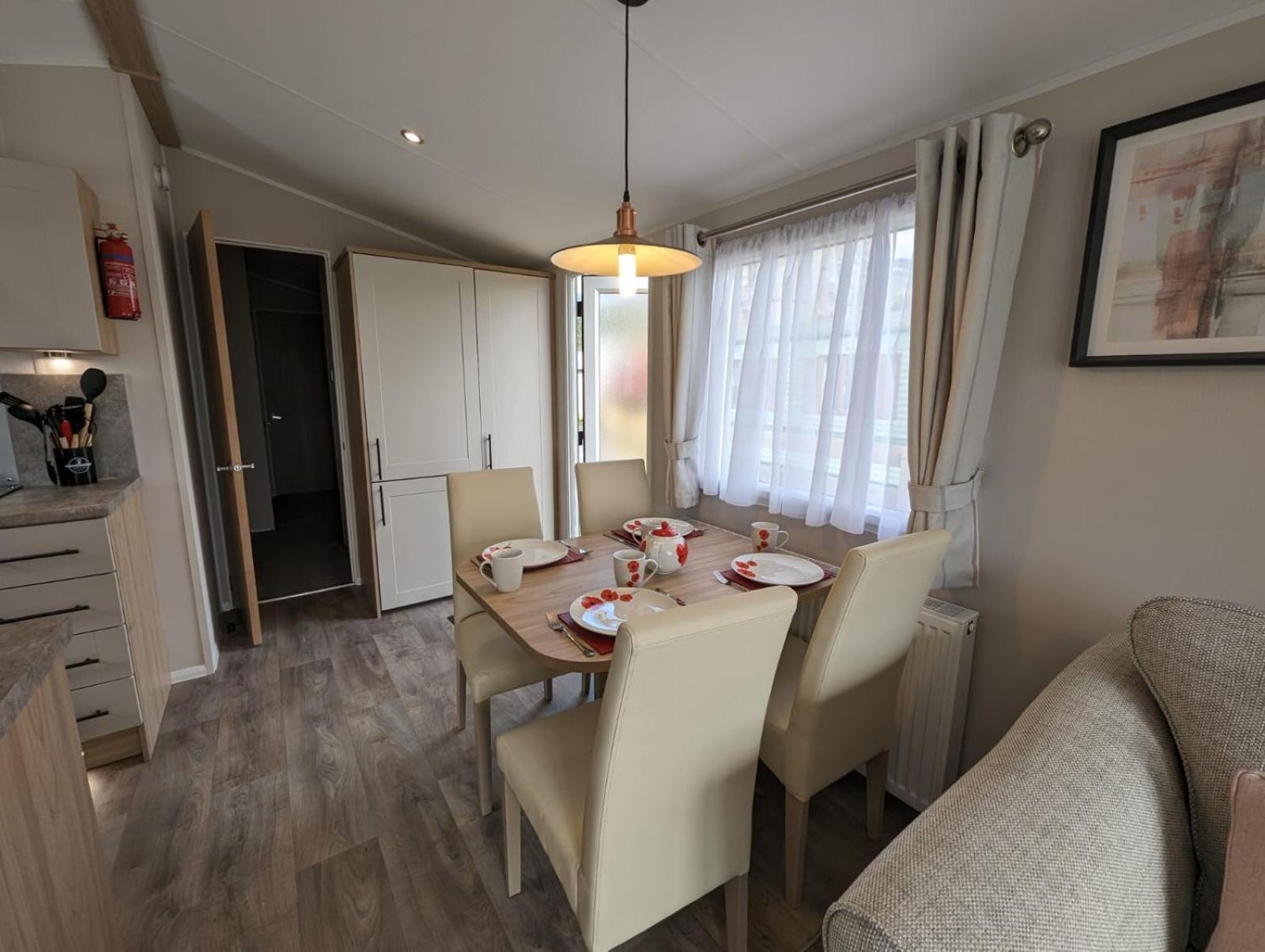 The Manor Sea View 8 Villa Данун Екстериор снимка